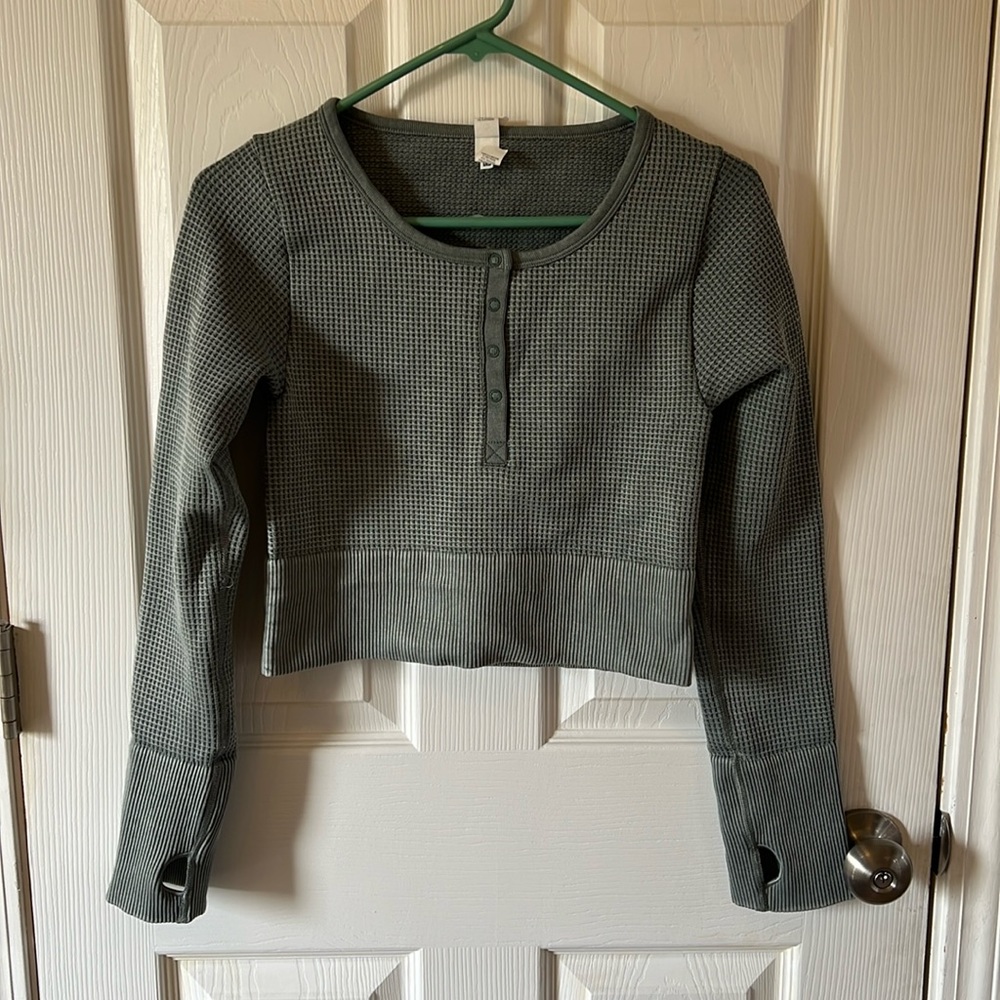 Aerie Offline Cropped Thermal w/ Thumb Holes